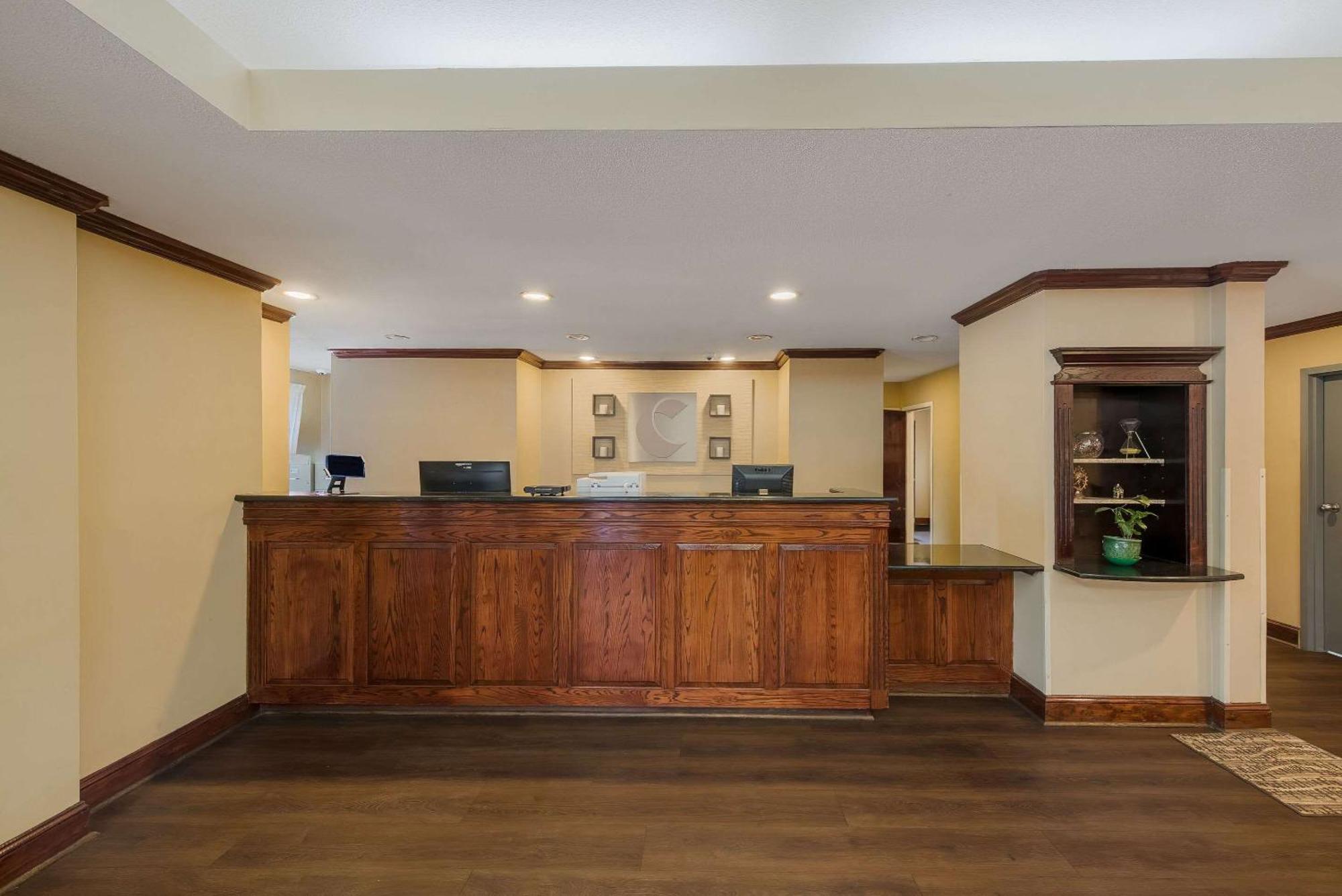 Comfort Inn Fayetteville I-95 מראה חיצוני תמונה