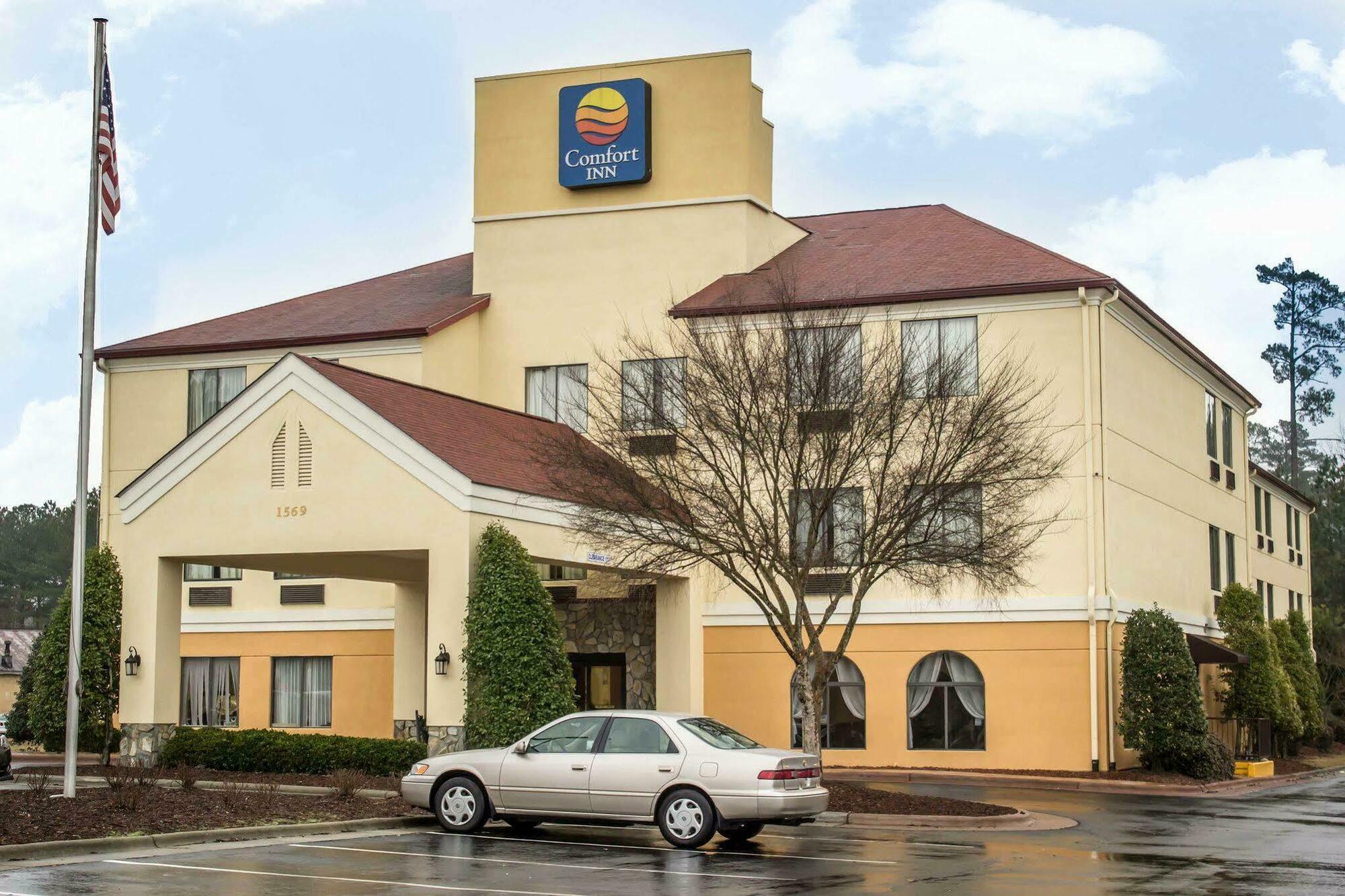 Comfort Inn Fayetteville I-95 מראה חיצוני תמונה